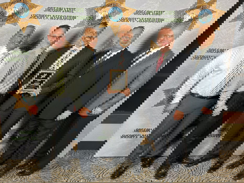 Deschutes County Sheriff’s Lt. Nathan Garibay honored with Lifetime Achievement Award by Sheriffs’ Association