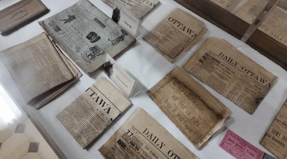 Curiosity filled the air inside Franklin County Courthouse as residents gathered Thursday to witness the opening of a time capsule sealed inside the building's cornerstone for 133 years.