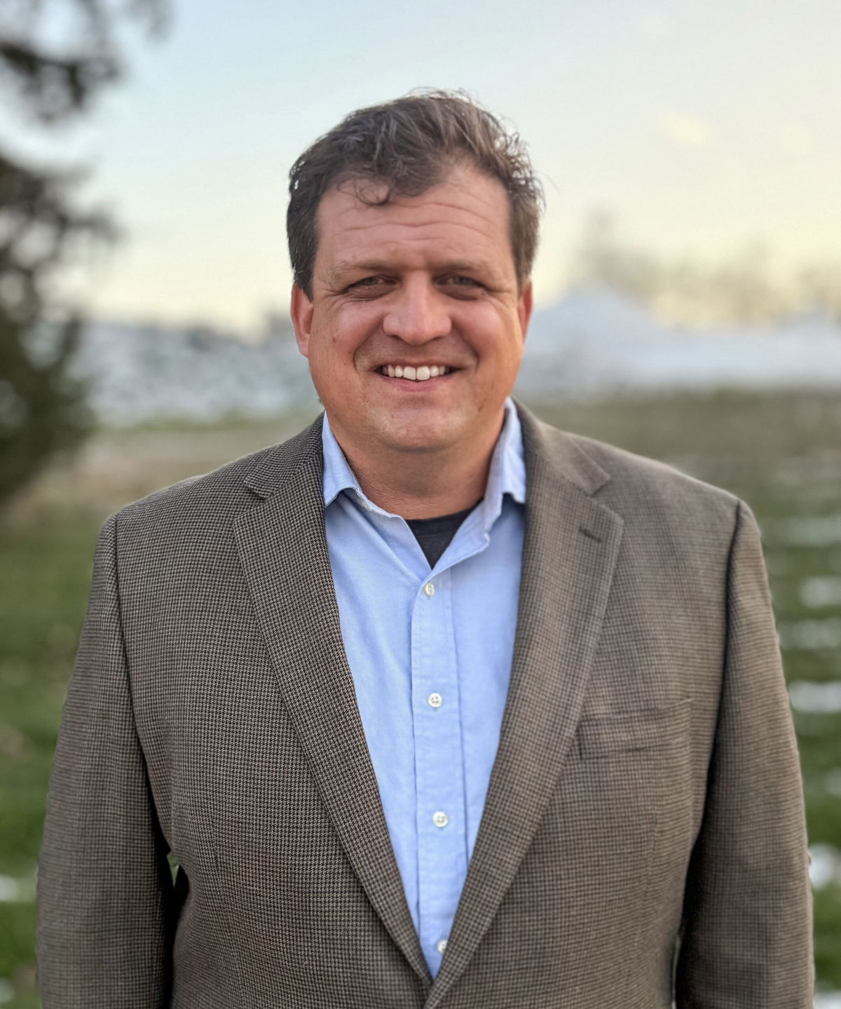 Trent Vallandingham announces Jefferson City Board of Education bid