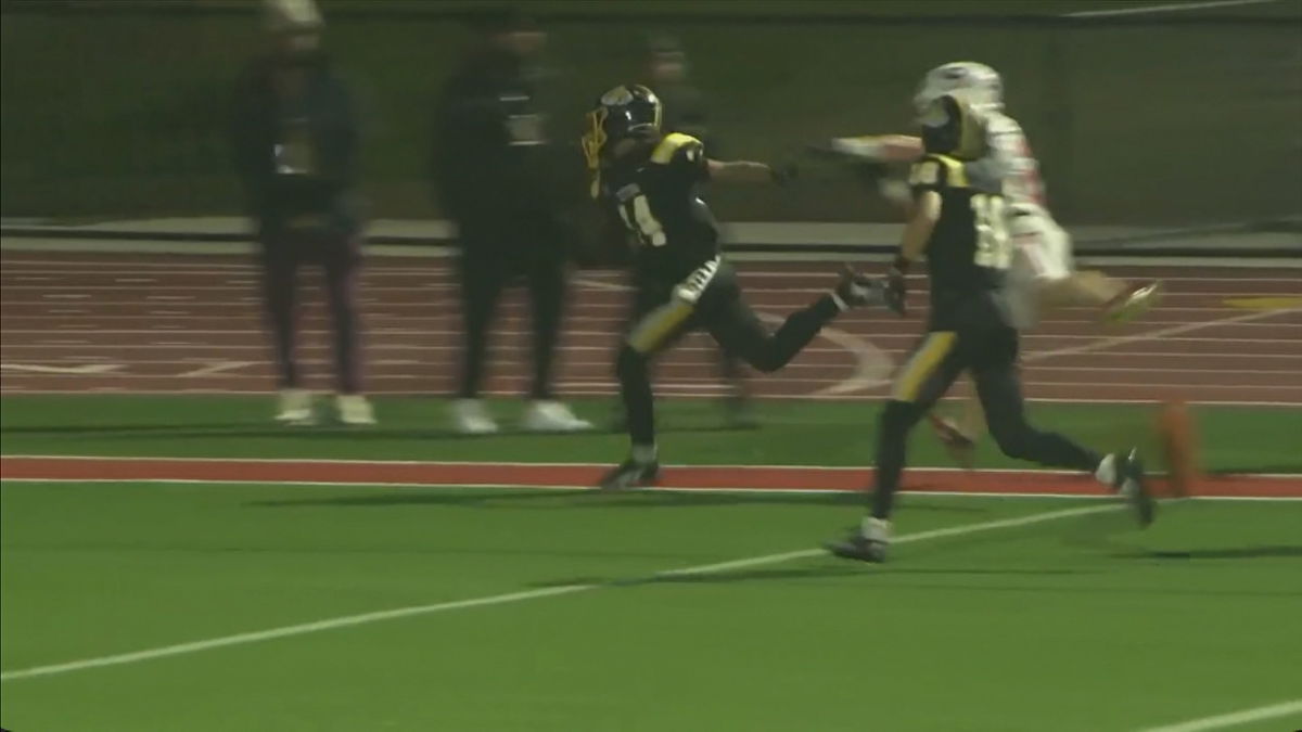 Ventura falls in CIF-State D3-AA Championship Bowl to St. Ignatius