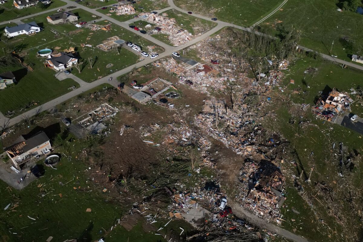 Missouri tornado survivors traveling to Washington D.C. to urge reform of FEMA