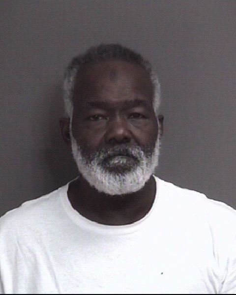 Columbia police find guns