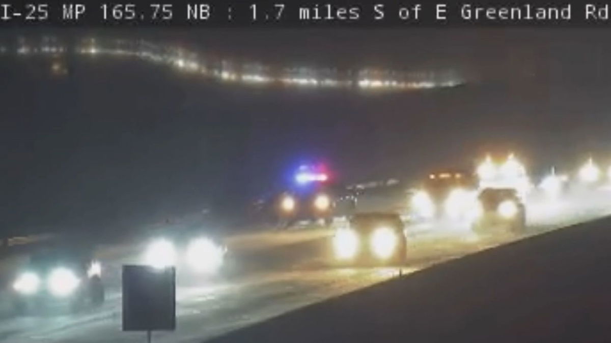 Car crash slows traffic on I-25 SB north of Monument