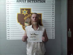 Camdenton man arrested after Miller County chase ends in crash