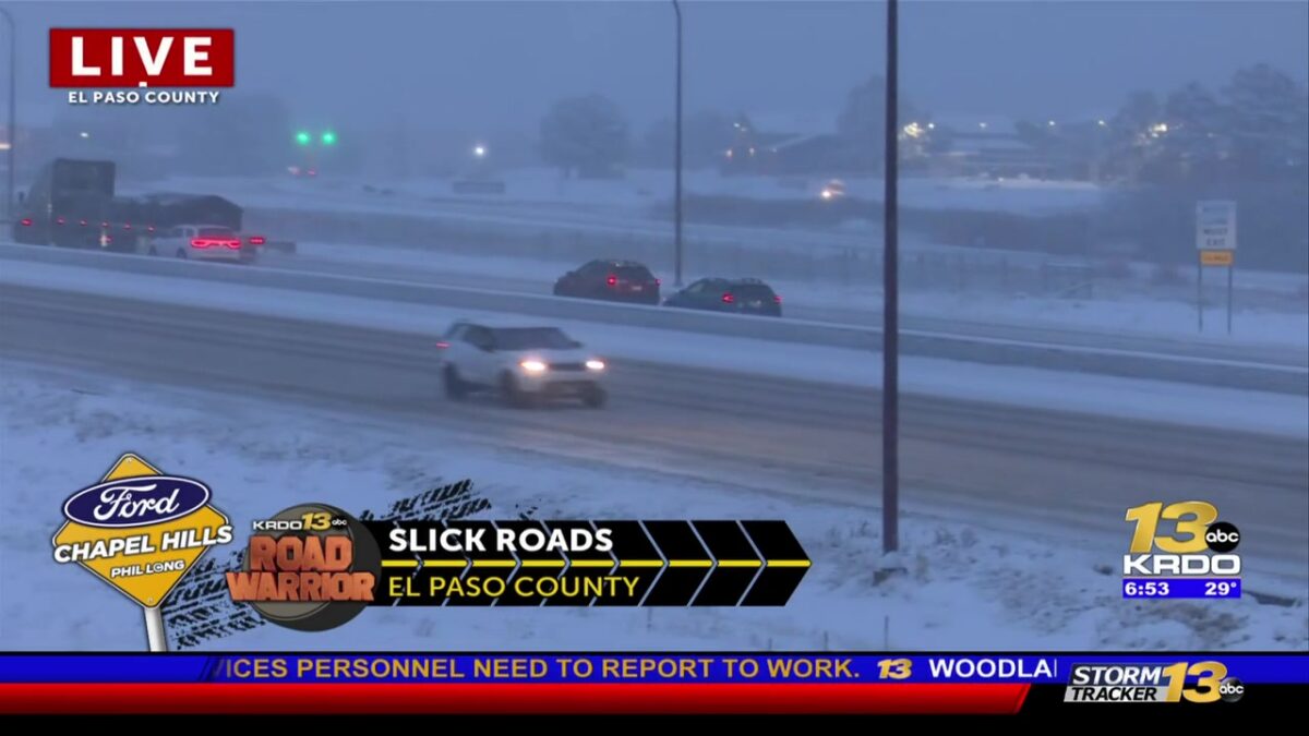 Wednesday morning: Snowing hard on Monument Hill
