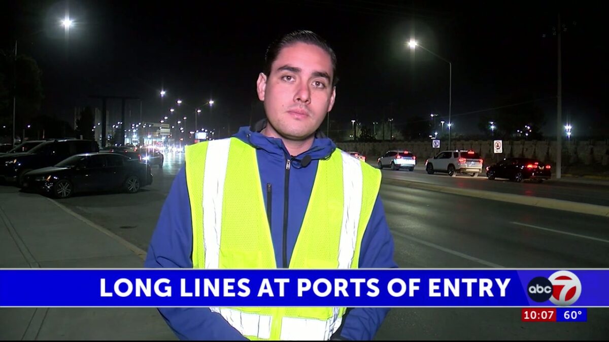 Borderland residents experience longer wait times at local ports of entry due to holiday shopping