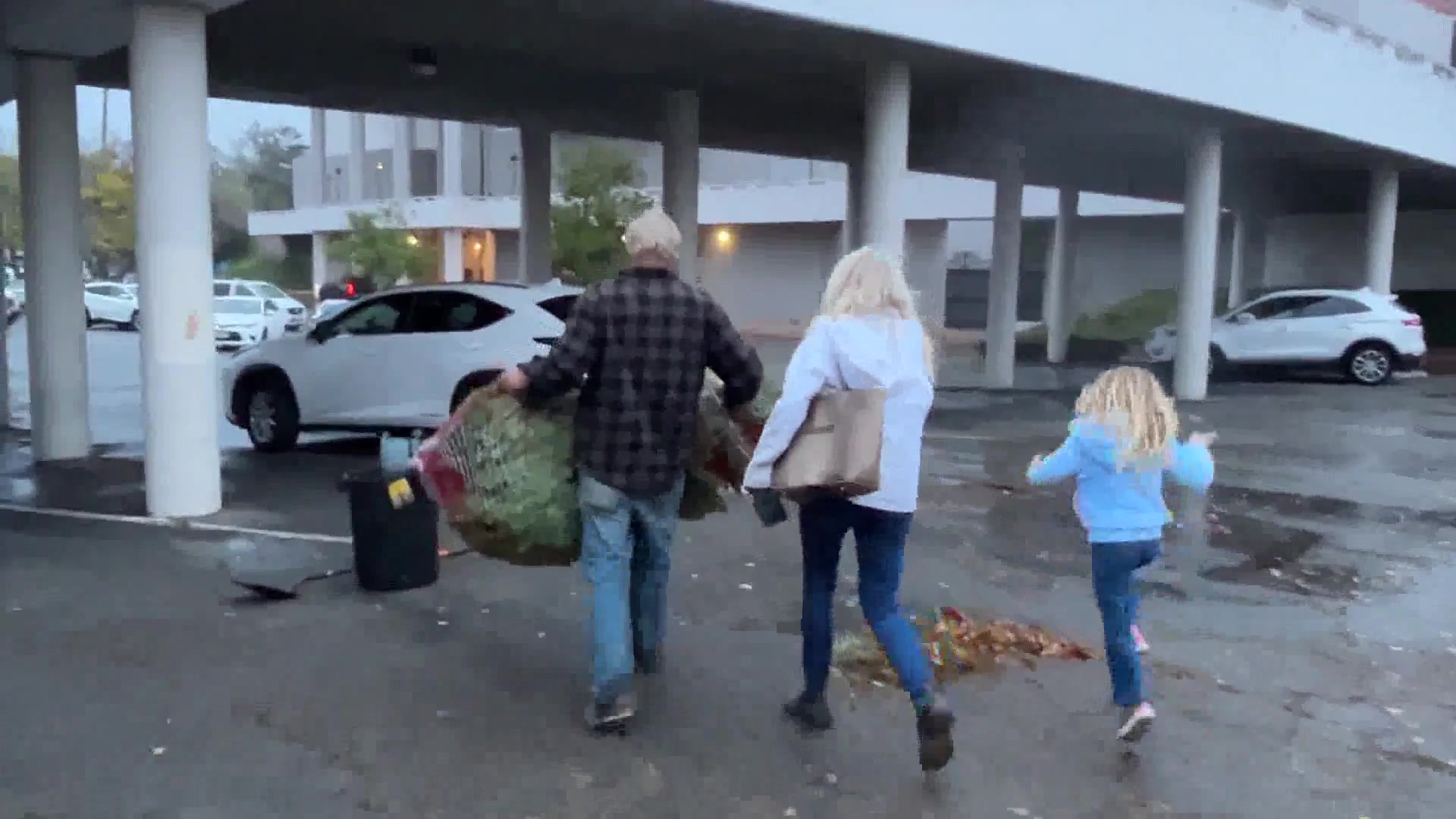 Rain Doesn’t put a Damper on Holiday Errands