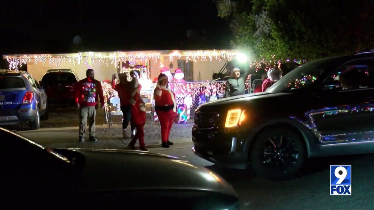 Neighbors spread holiday cheer one candy cane at a time