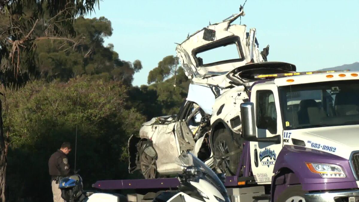 Driver Killed After Slamming Into Tree Along Hwy 101