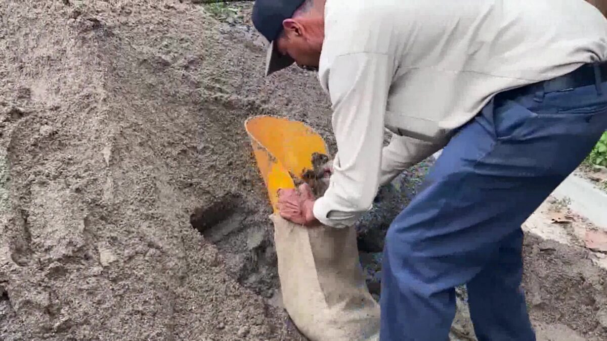 DIY Sand Bag Stations Help Storm Prep