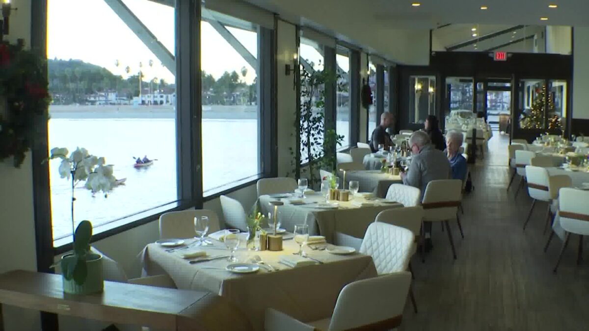 Owners of The Harbor Restaurant sue City of Santa Barbara over monthly rent