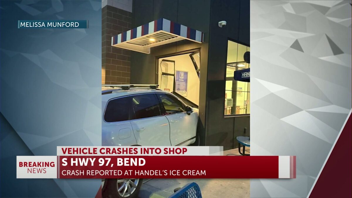 White SUV crashes into Bend ice cream shop