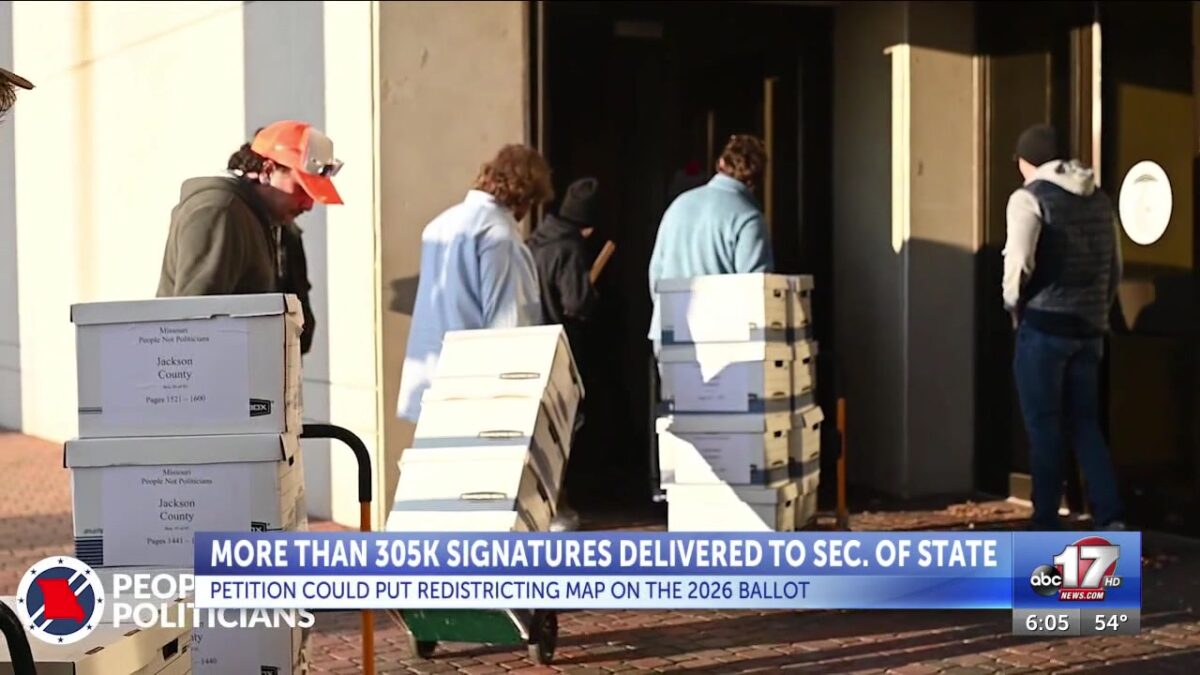 Missouri secretary of state receives more than 600 boxes of signatures as redistricting battle continues