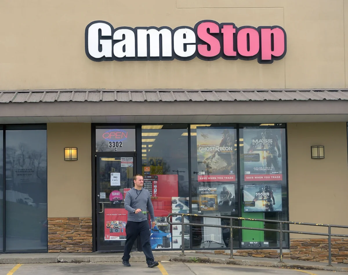 Both St. Joseph GameStop locations to close