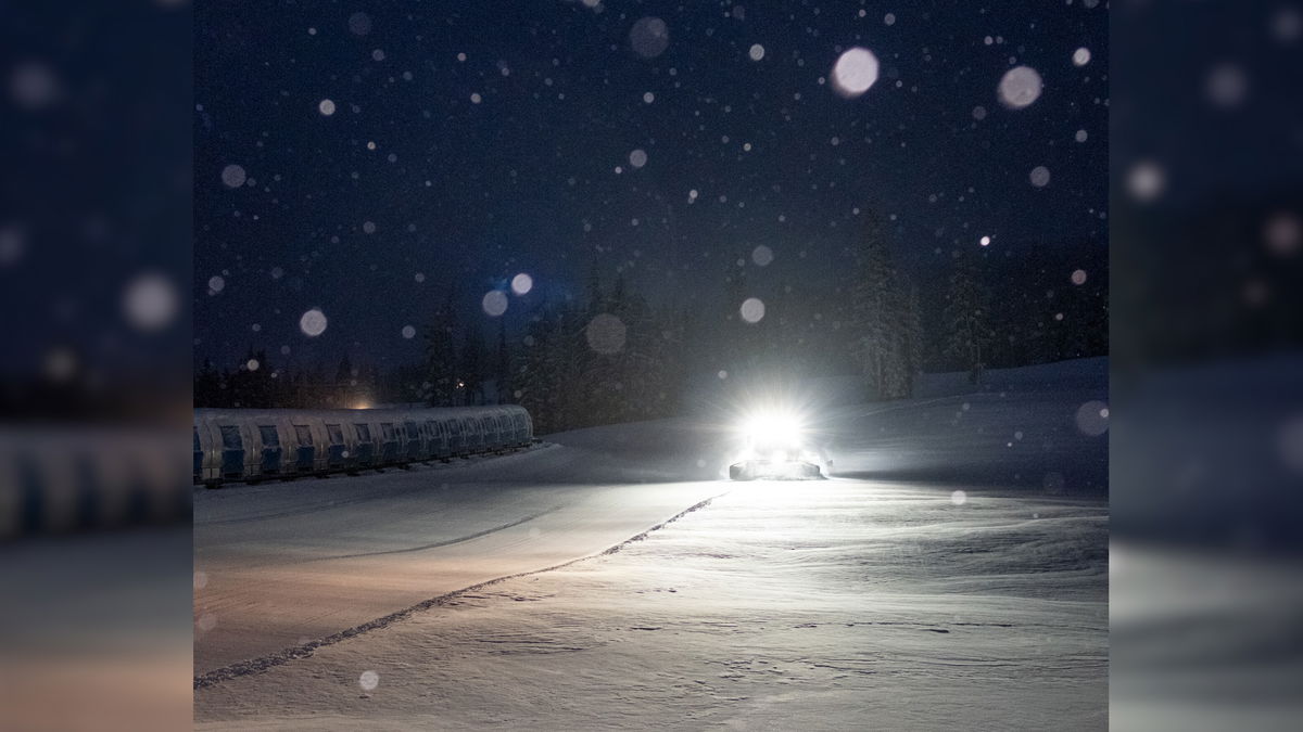 Mt. Bachelor received 8 inches of snow and 6-10″ more is expected through the day