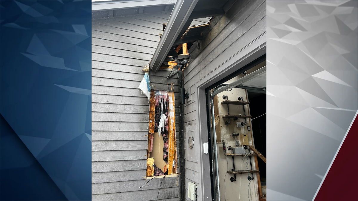 Child alerts family during early morning Starwood Fire in Bend