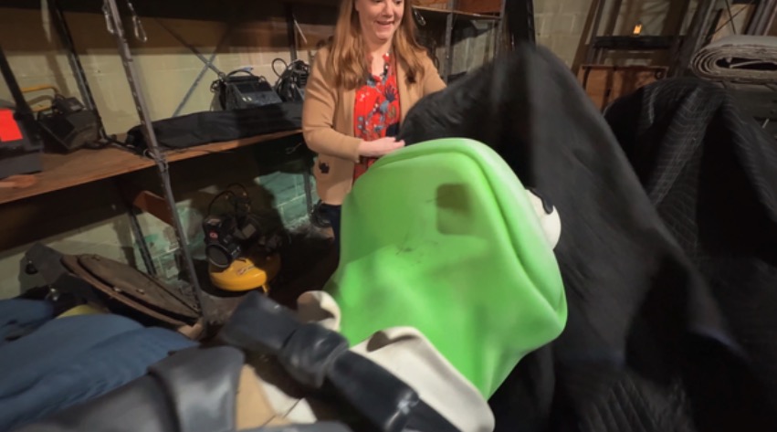 Jill Nash Malool reveals the 900-pound Kermit the Frog after his 2