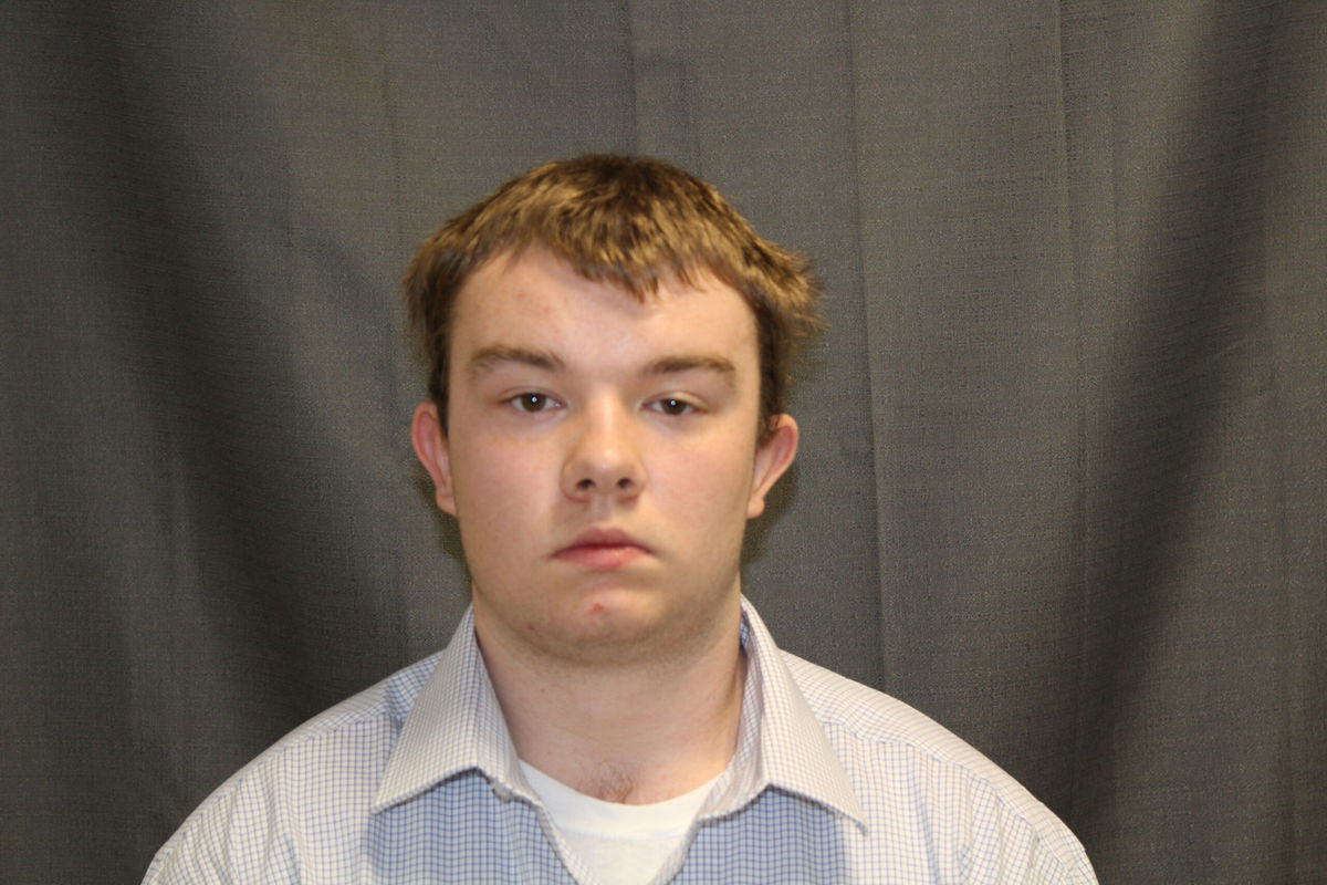 Man charged with first-degree murder has case moved to Warren County