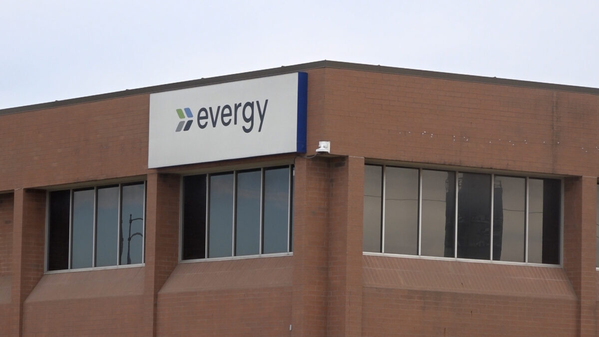 Over 900 without power in Northwest Missouri