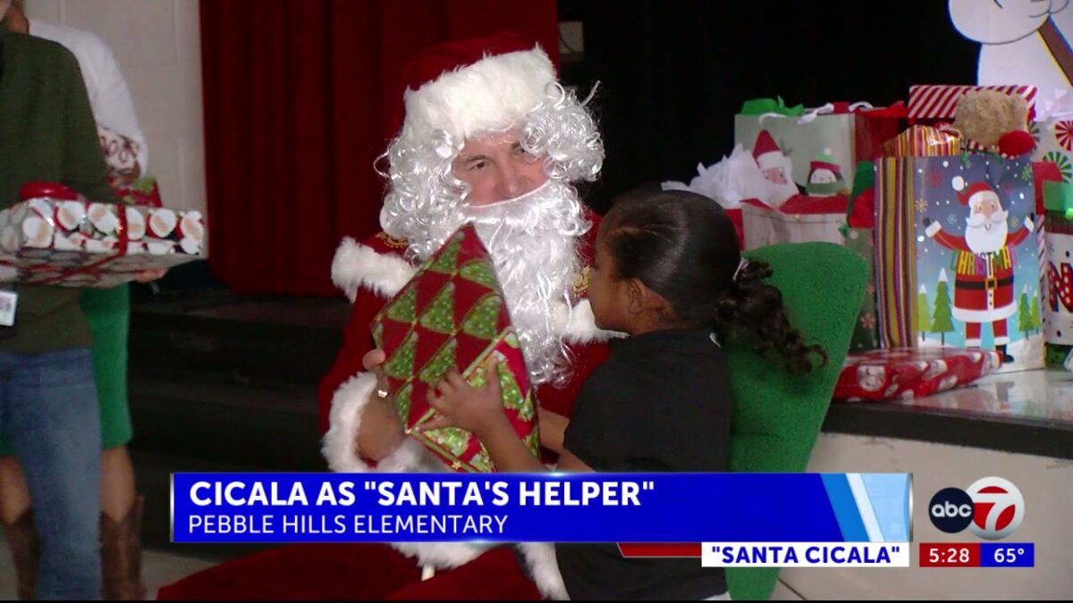 ABC-7’s Paul Cicala dresses up as Santa for Pebble Hills Elementary students