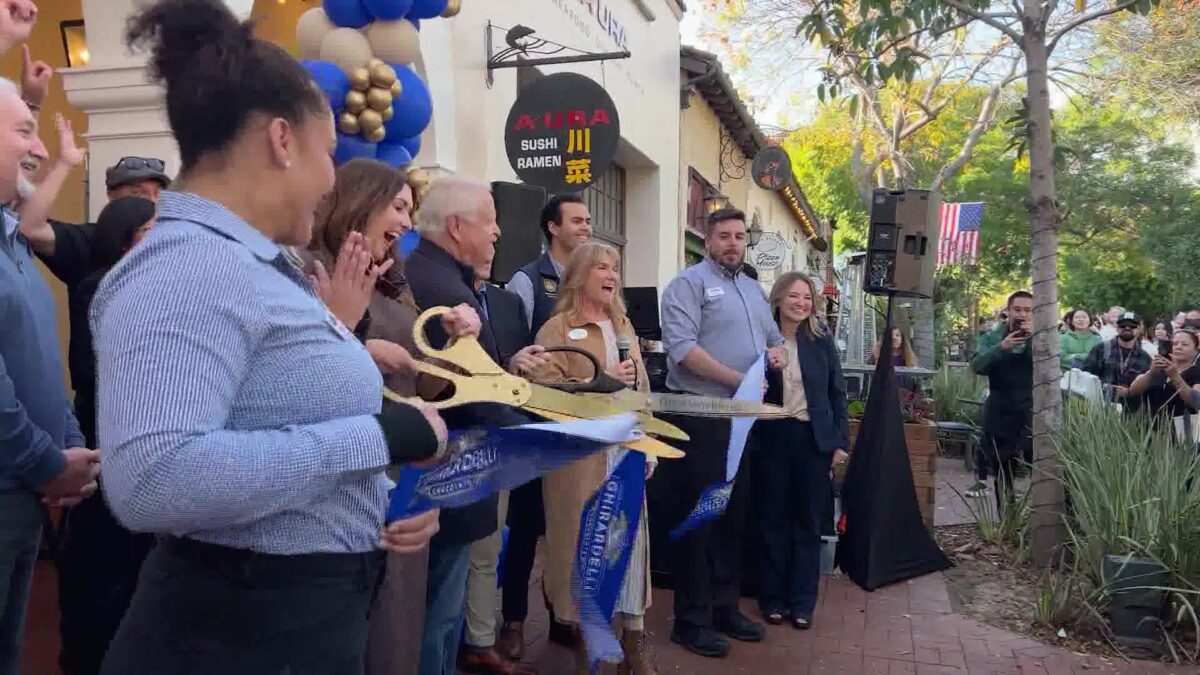 Ghirardelli Treats Locals at Grand Opening of its Newest Storefront