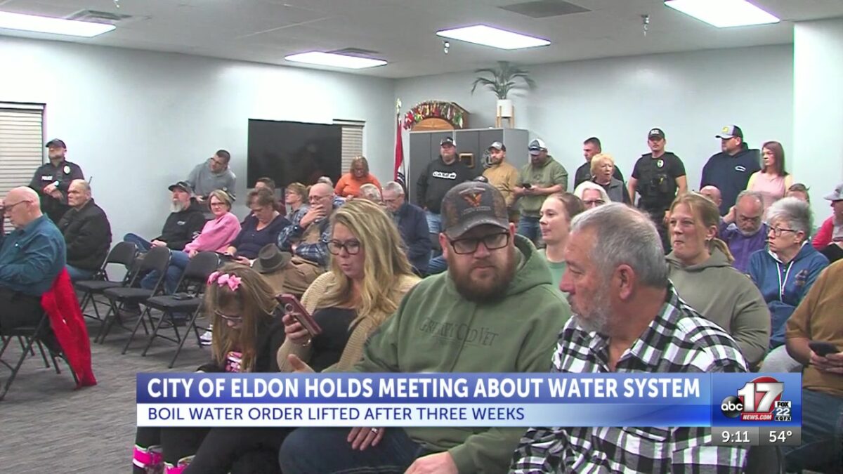 City of Eldon discusses recent boil order at town hall