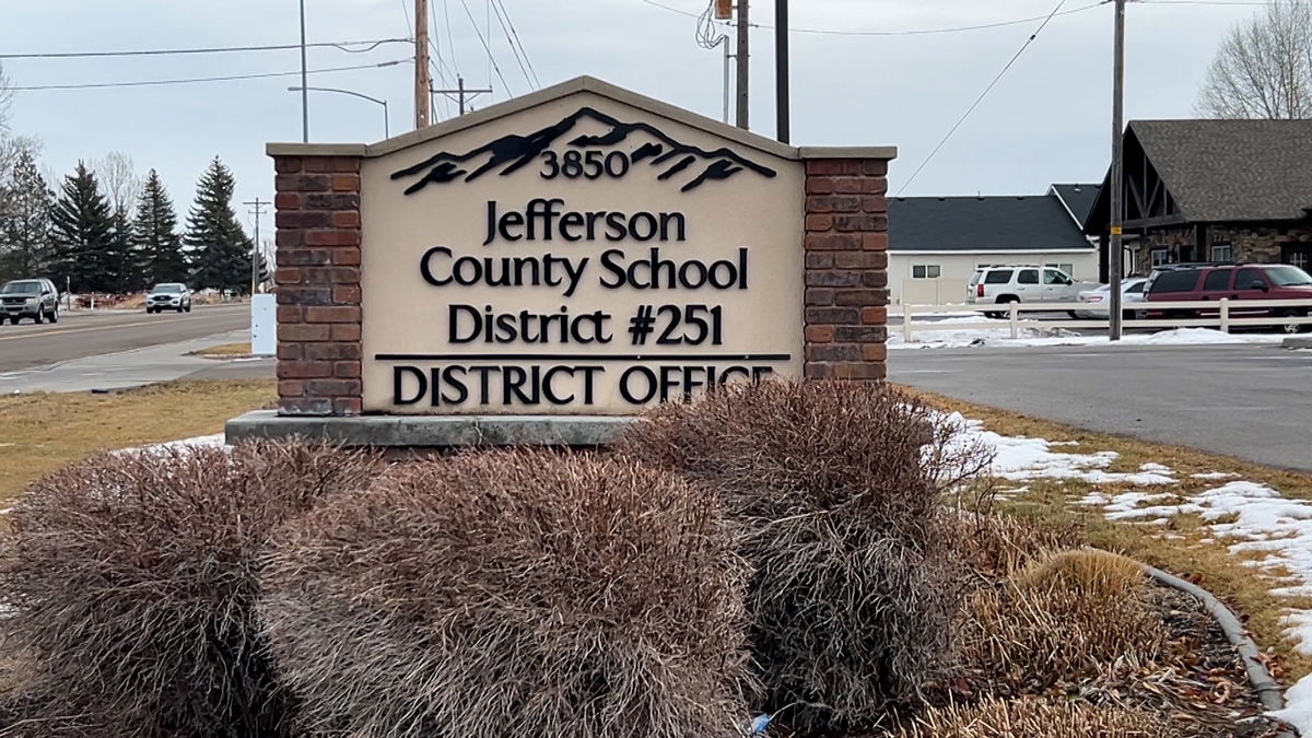 Jefferson County adopts four-day school week