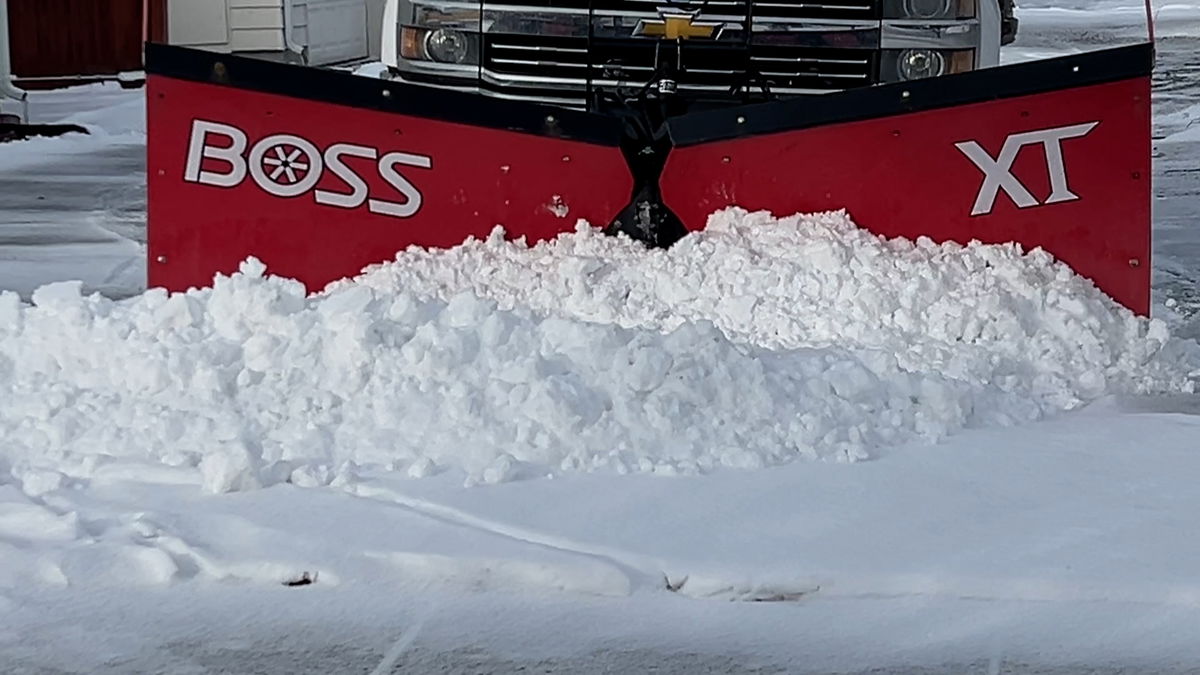 Dry winter leaves Idaho landscapers shoveling for profits