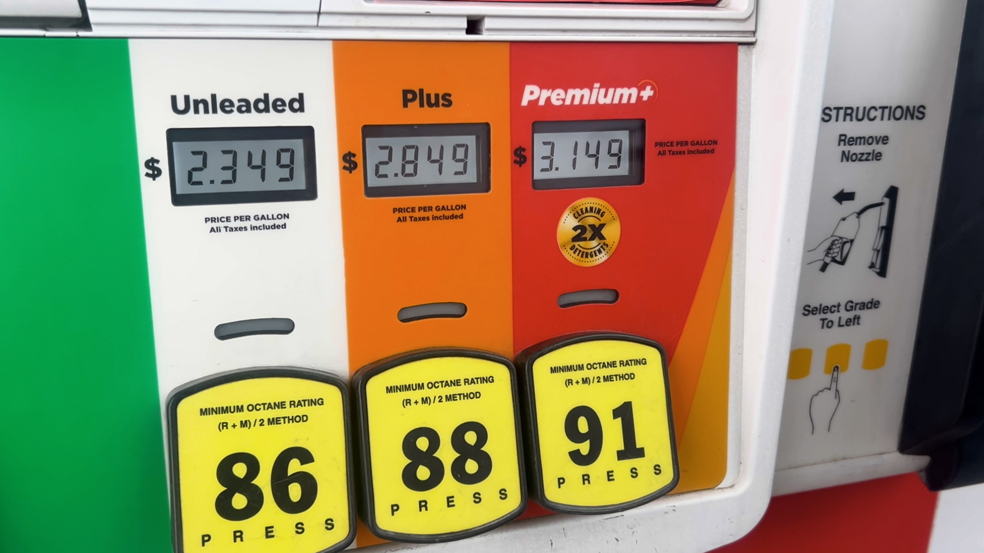 El Pasoans feel hopeful as 2026 predicted to be cheapest year for gas since 2020