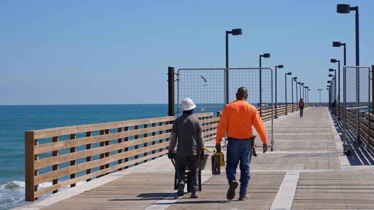 The new Bob Hall Pier on Padre Island incorporates cutting-edge "windstorm engineering" designed to survive future hurricanes that destroyed its predecessor.