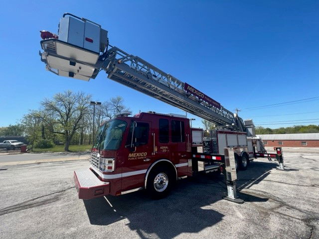 Linens catch fire in Mexico apartment after resident falls asleep while smoking