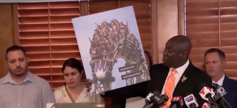 Text messages obtained by WESH 2 from the Florida Department of Agriculture and Consumer Services provide new insight into the behind-the-scenes workings of the investigation into last fall’s death of a Universal Orlando theme park guest.