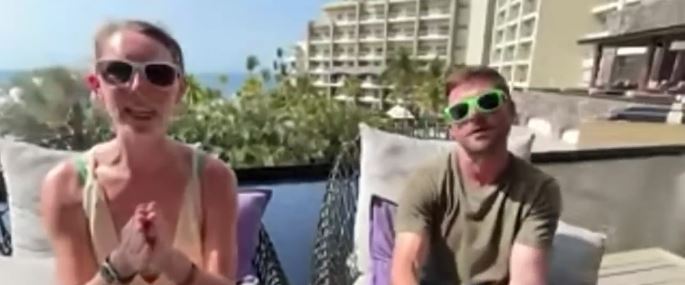 Whitney Goldsberry and Jeoffrey Teage had planned their destination wedding in Puerto Vallarta for a year and a half. Then everything changed when the Jalisco New Generation Cartel set the city on fire.