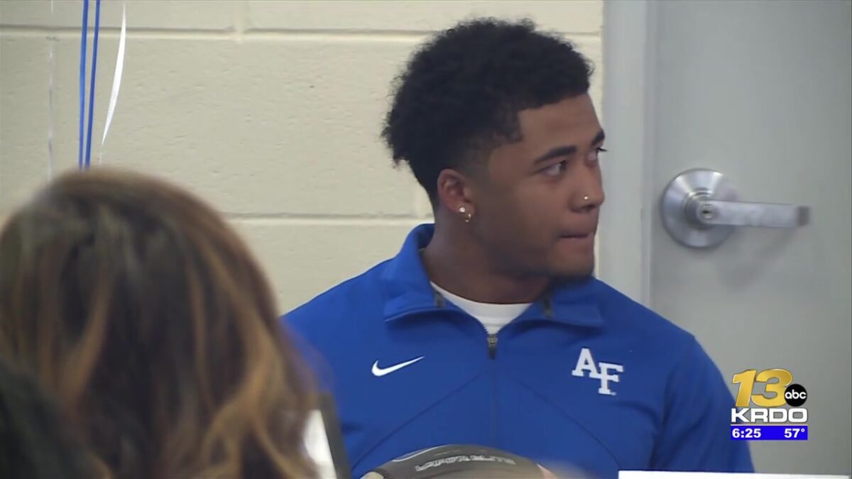 Mesa Ridge High School signing party