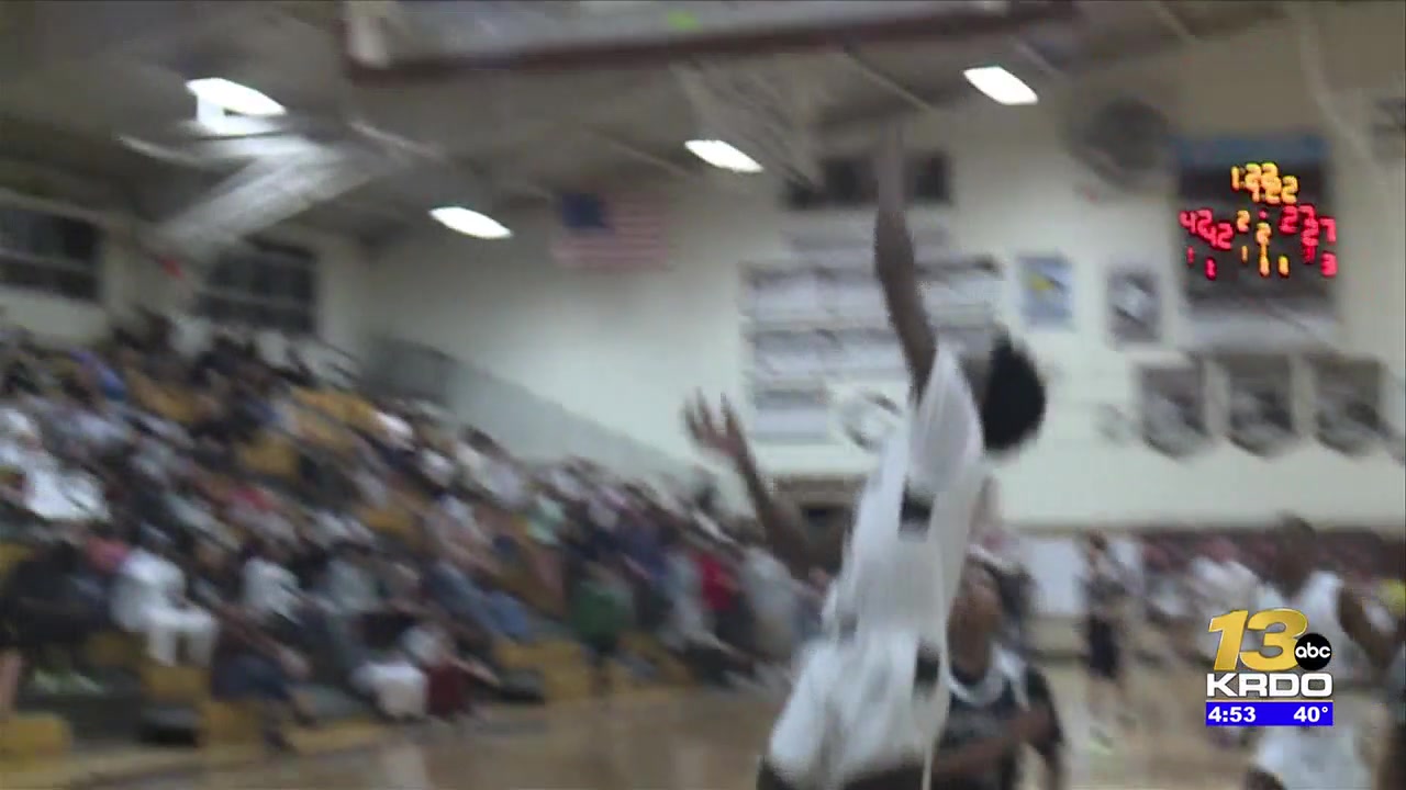 The Palmer boys basketball team rolls in the opening round of the playoffs