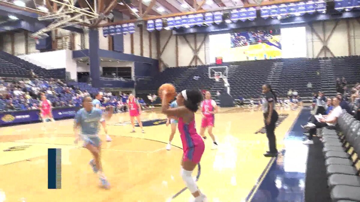 Career night by Zoe Shaw leads Gauchos past UC Davis