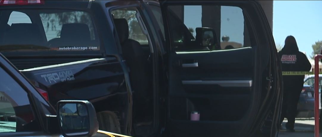 A cartoon character may have helped Tucson Police track down a suspect in an alleged road rage shooting that wounded two teens. Police say a well known cartoon cat helped identify the suspect’s car.