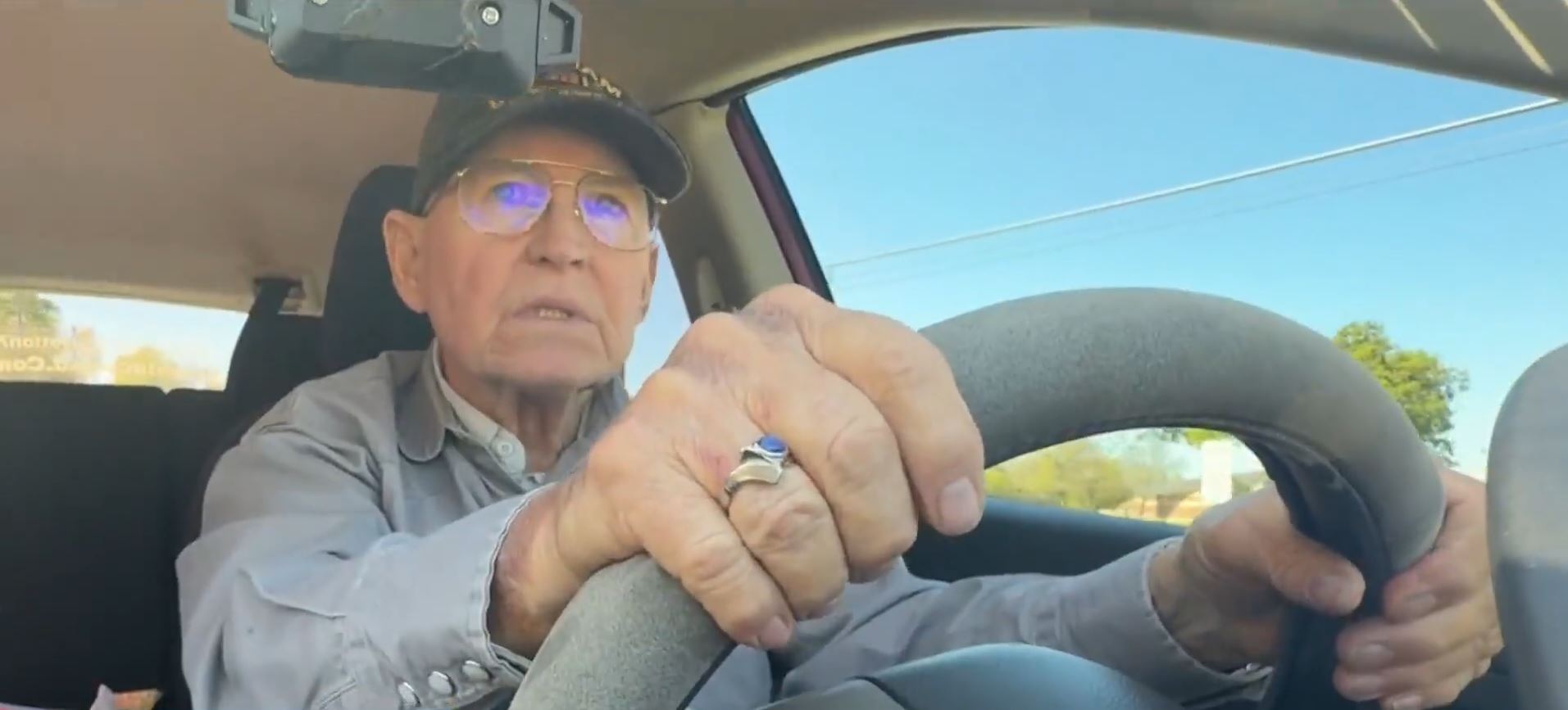 A homeowner in Mabank noticed something unusual on her doorbell camera — a brief moment that set off a wave of community support for an aging veteran in need.