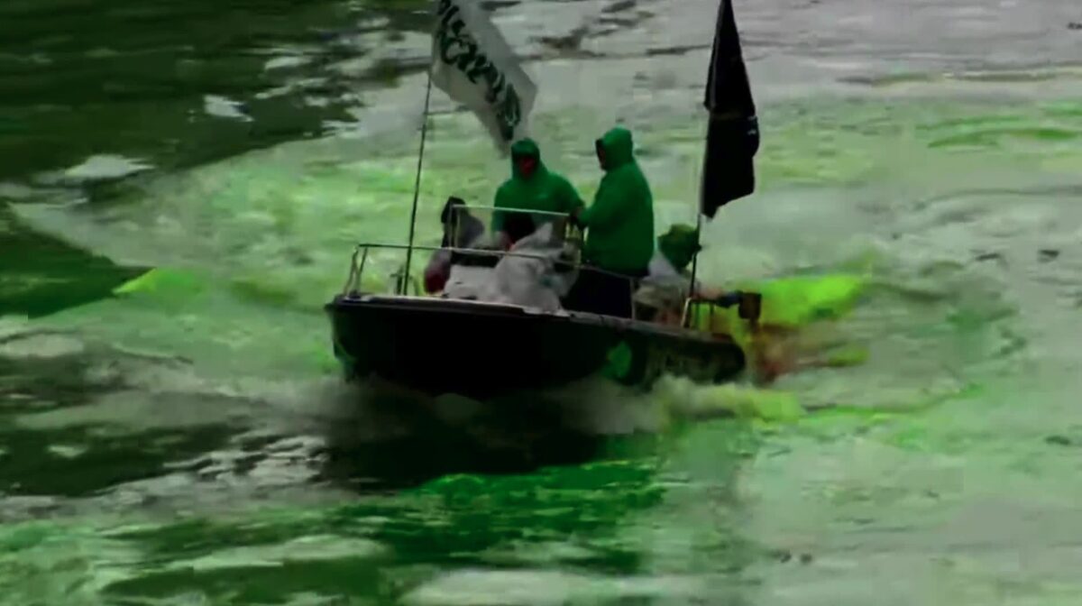 The dyeing of the river began at 10 a.m. on Saturday. The task usually takes about 45 minutes to complete