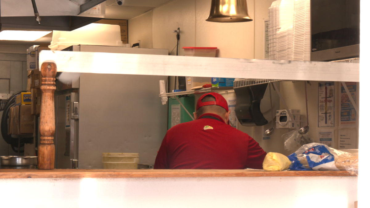 Restaurant Roundup: Drive-thru taco shop temporarily closed