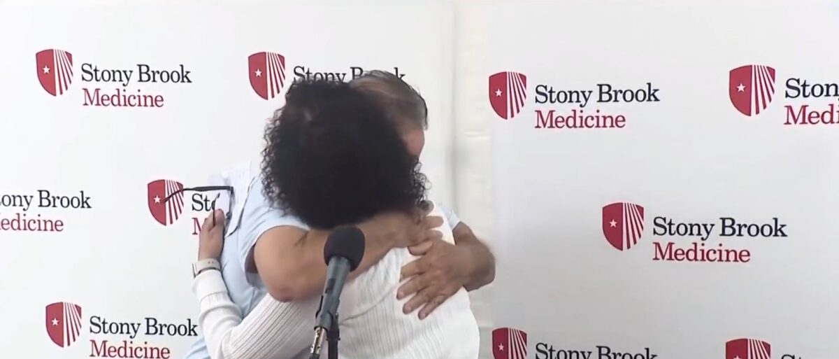 A Long Island woman is reuniting with the medical team that helped deliver her baby after she experienced kidney failure during pregnancy.