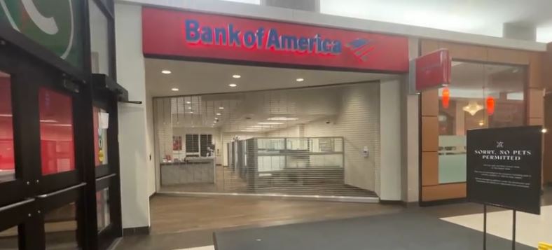 A Massachusetts woman trying to sell her expensive gemstone in an online marketplace deal said she was almost robbed by the prospective buyer.