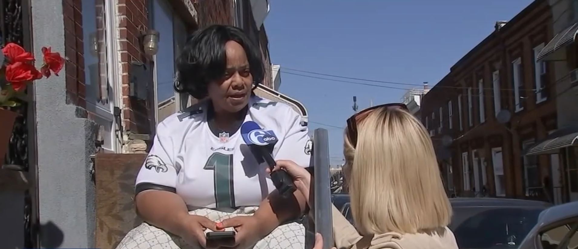 Bernadette Williams quickly turned a tense moment into an unexpected act of kindness on Friday.