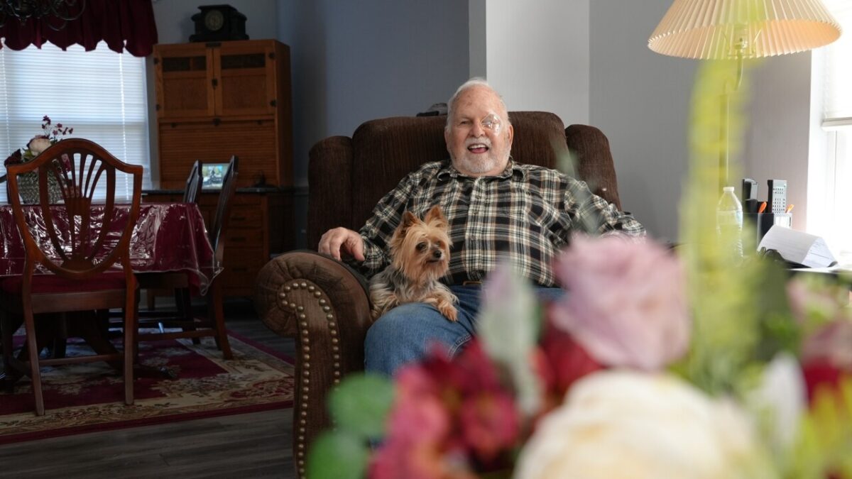 82-year-old Wayne McClain is thanking the Chesapeake neighbors who he says saved his life after his SUV crashed into Indian Creek last week.