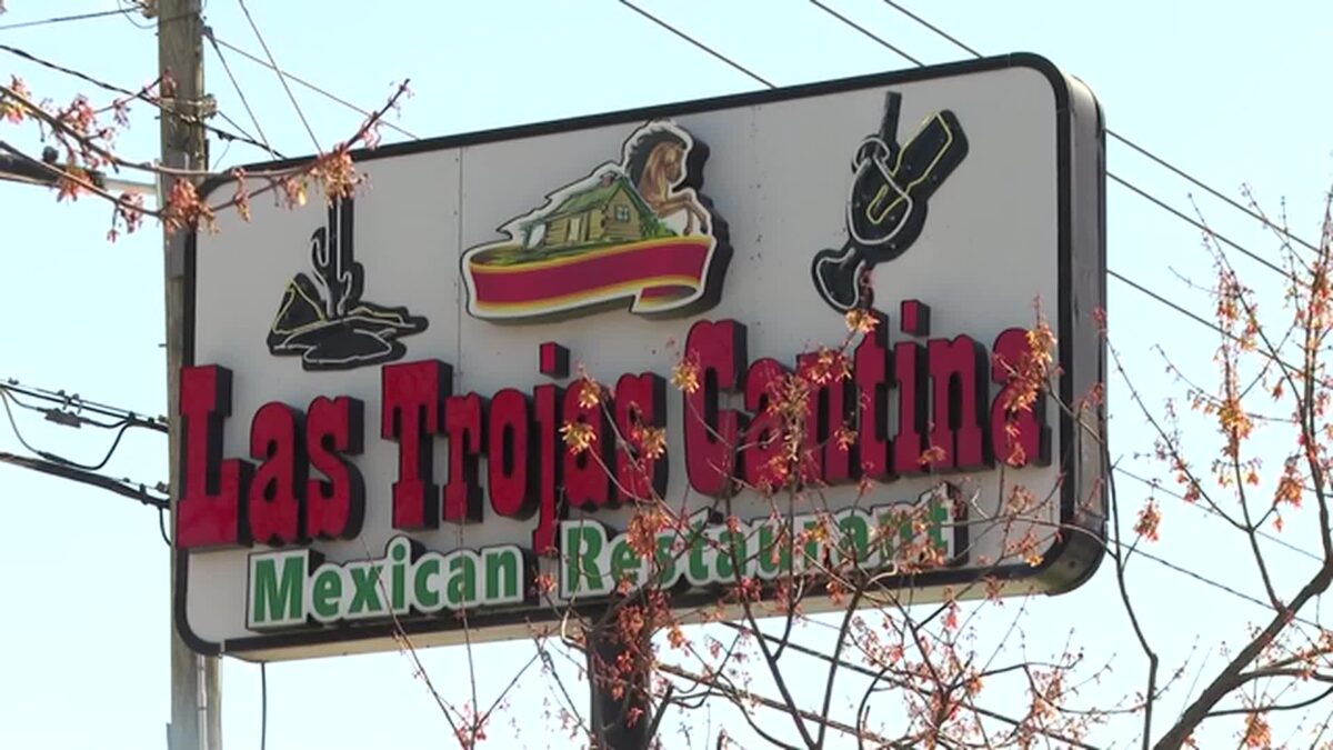 Sabrina Wideman-Reese said a 1.5-inch razor blade was mixed in with her lettuce