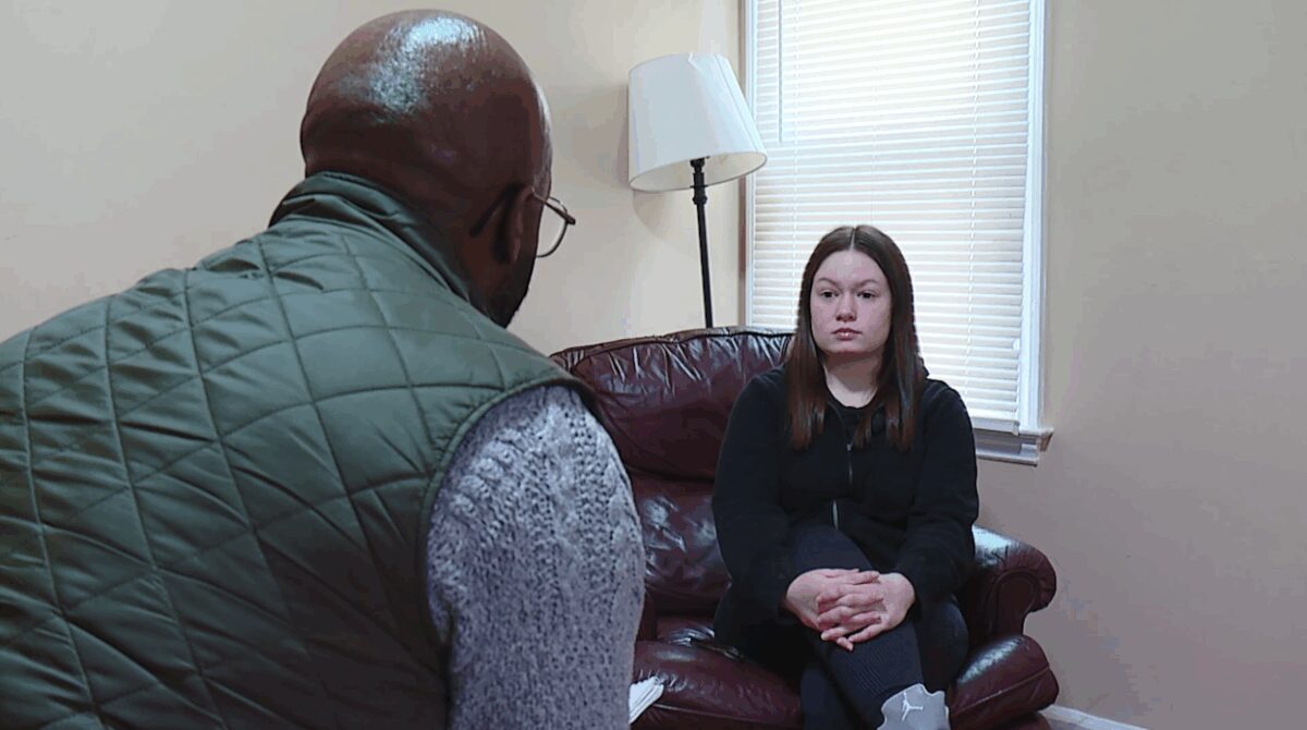 Samantha Thomason says the officer sent intimate videos and a nude photo from her phone to himself while she was detained following a traffic stop.