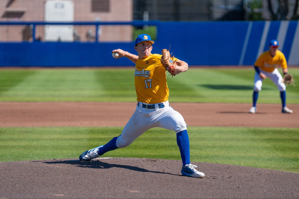 Gauchos complete sweep over Long Beach State and extend win streak to 11 games