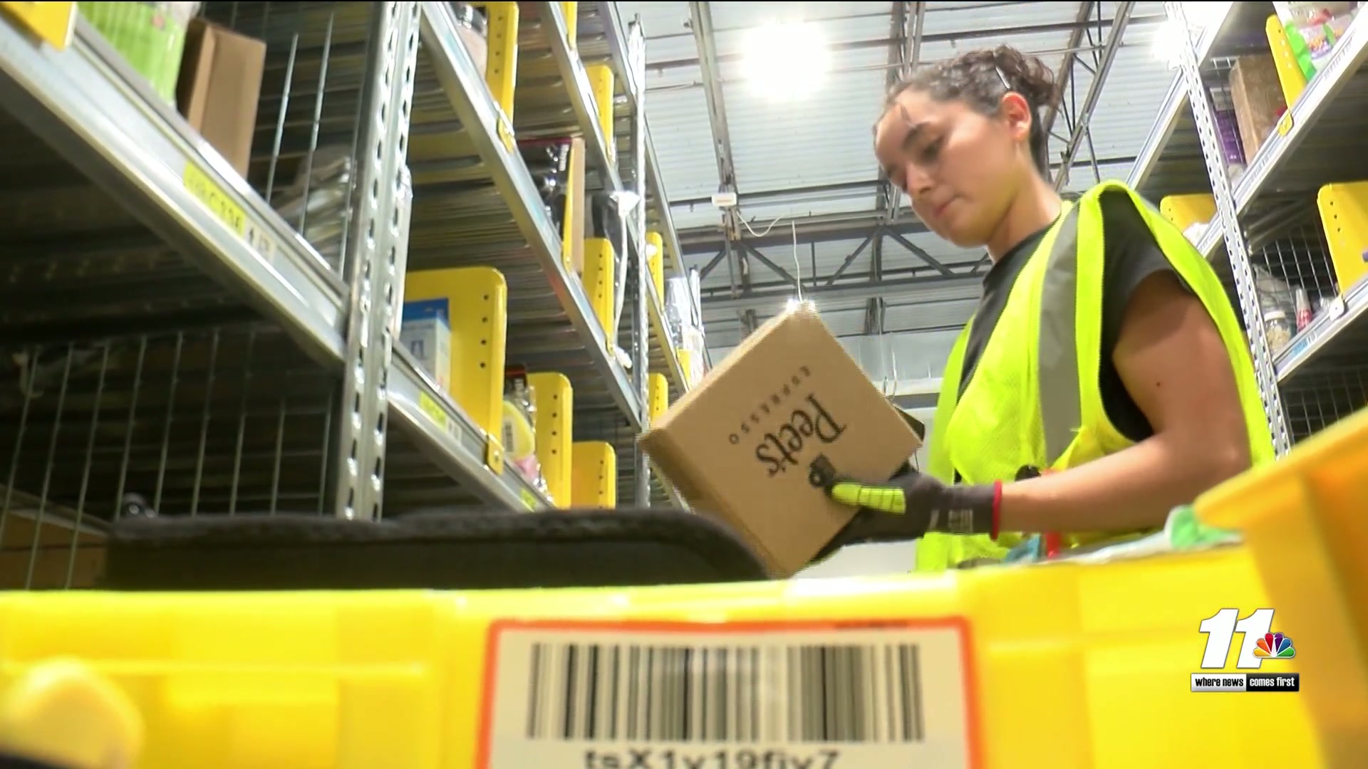 Amazon holds ribbon-cutting ceremony for new delivery station in Yuma
