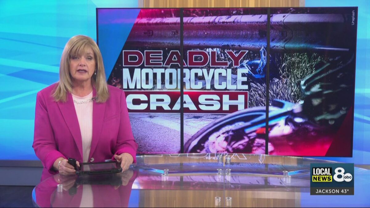 Coroner identifys 31-year-old killed in motorcycle crash on I-15