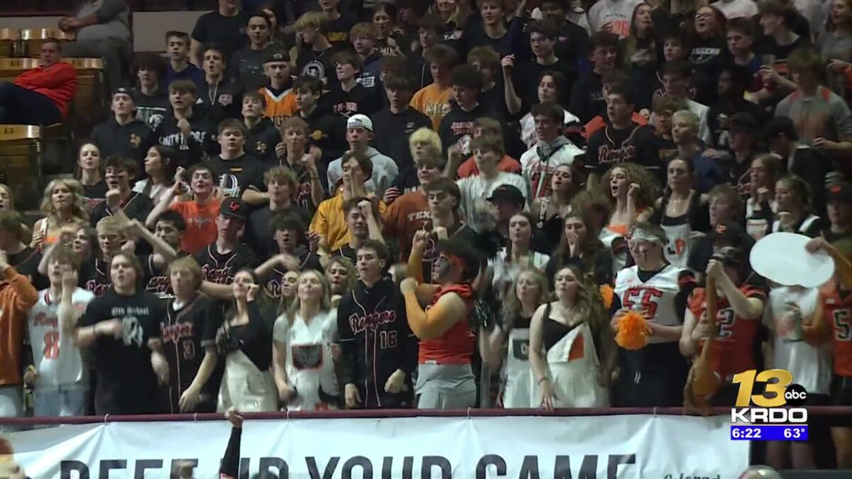 The Lewis Palmer boys basketball team playing in the Class 5A Final Four